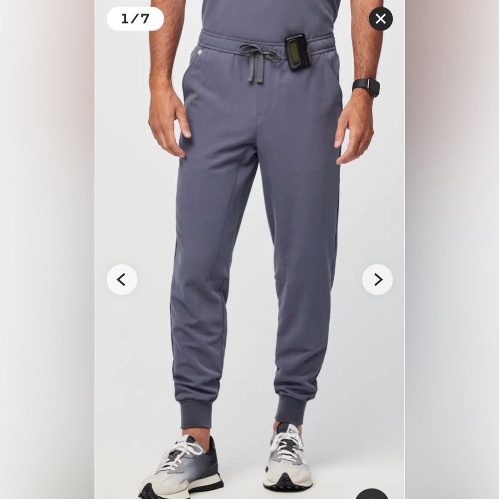 Figs mens jogger scrubs